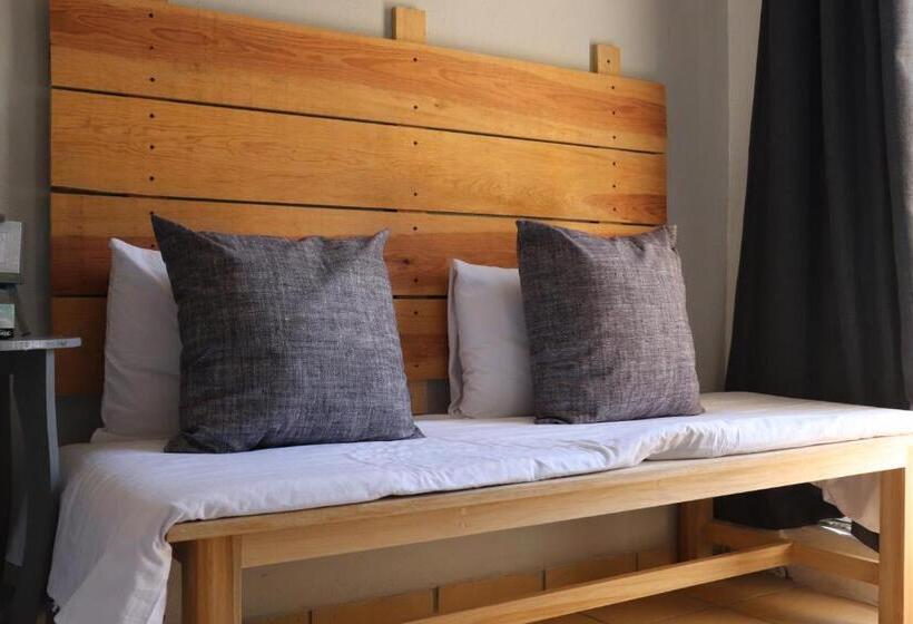 اتاق لوکس با بالکن, Habitaciones Samy
