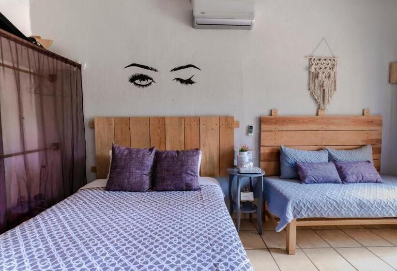اتاق لوکس با بالکن, Habitaciones Samy