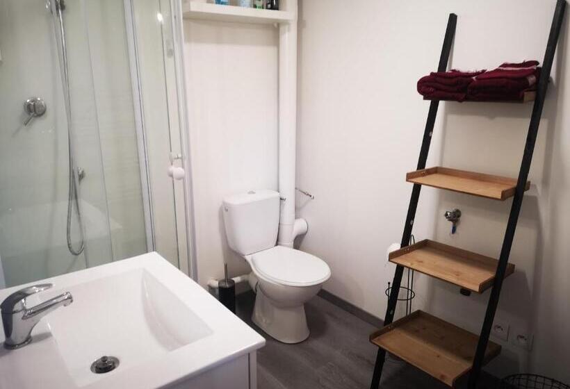 Студия Стандарт, 16 Rue Des Déportés