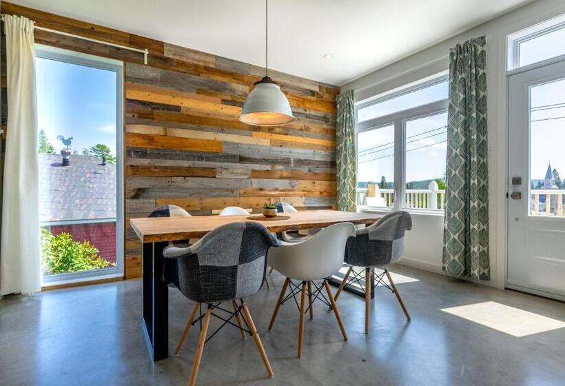 Апартаменты 1 Спальня с Видом, Hôtel Appartements De La Gare
