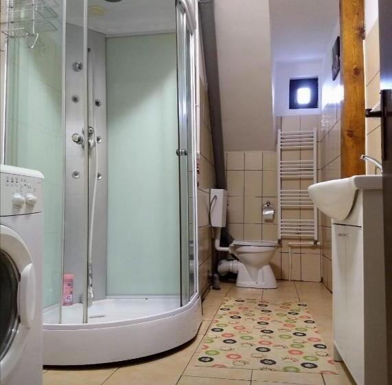 스탠다드 트리플 룸, Sport Hostel Cluj