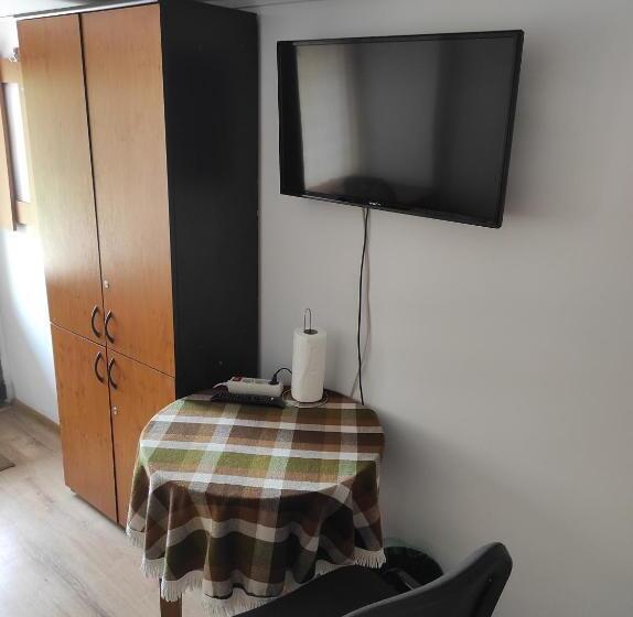 اتاق استاندارد یک نفره, Sport Hostel Cluj