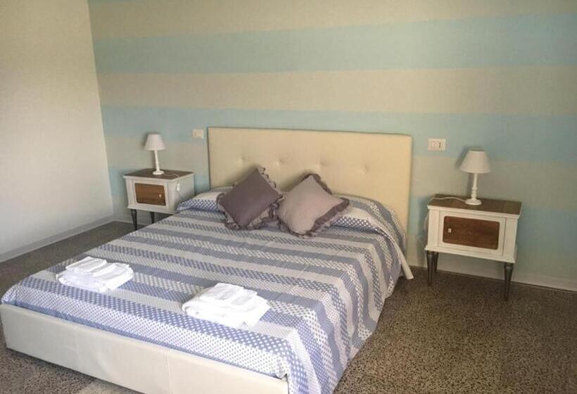 Номер Стандарт, B & B Pratopiano