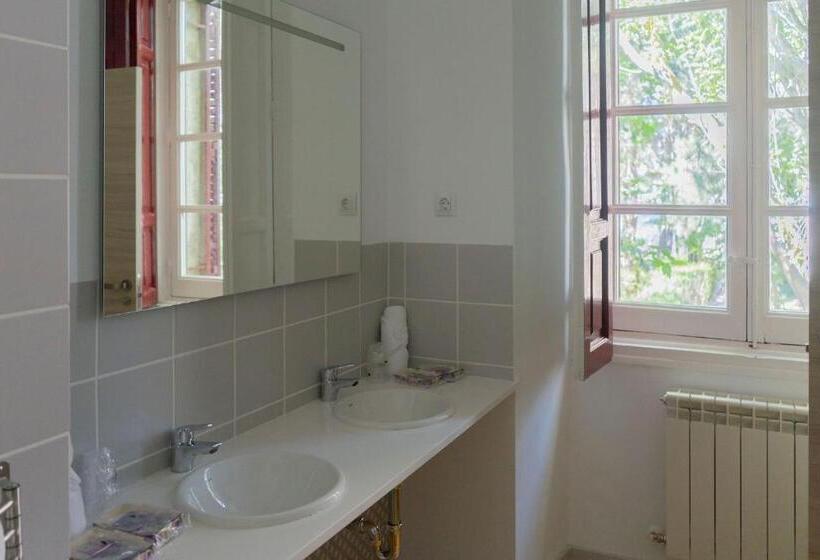 Люкс 2 Спальни, Casa Jardín El Colmenar
