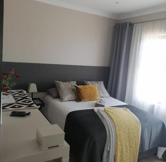 Стандартный Номер Кровать Кинг, Worcester The Karoo Guest Room