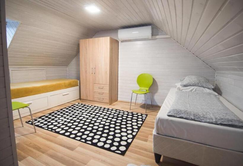 דירת שני חדרים, Natúra Panzió&apartmanház
