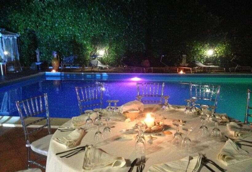 スタンダードルーム, Villa La Quercia Resort