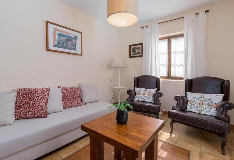 سوییت جونیور, La Casa De Mamasita