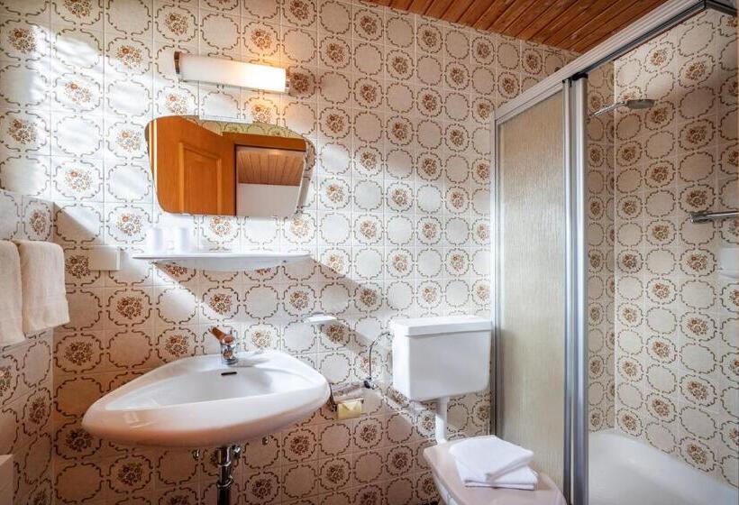 Номер Стандарт, Haus Kreidl