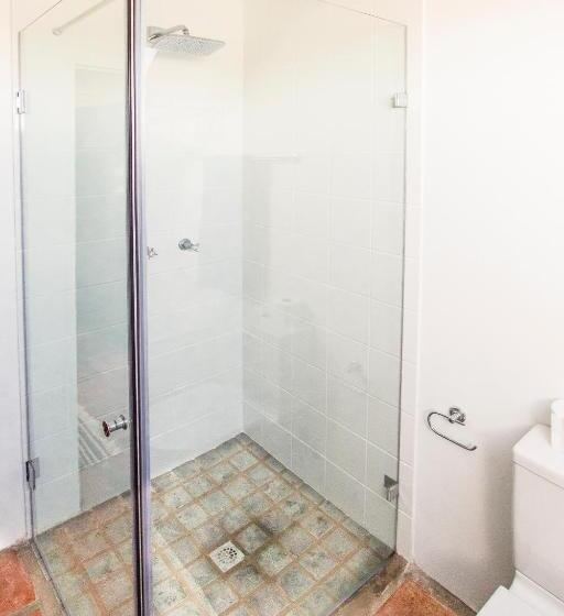 Апартаменты 3 Спальни, Oudewerfskloof Olive Farm