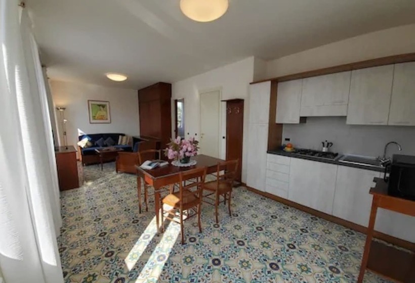 Апартаменты Basic 1 Спальня, Residence L'ulivo