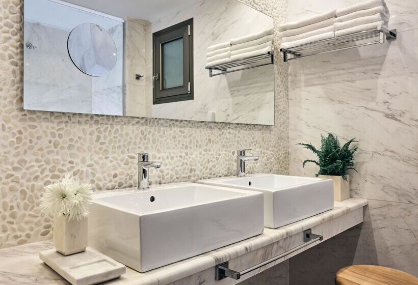 Family Suite, The Royal Blue