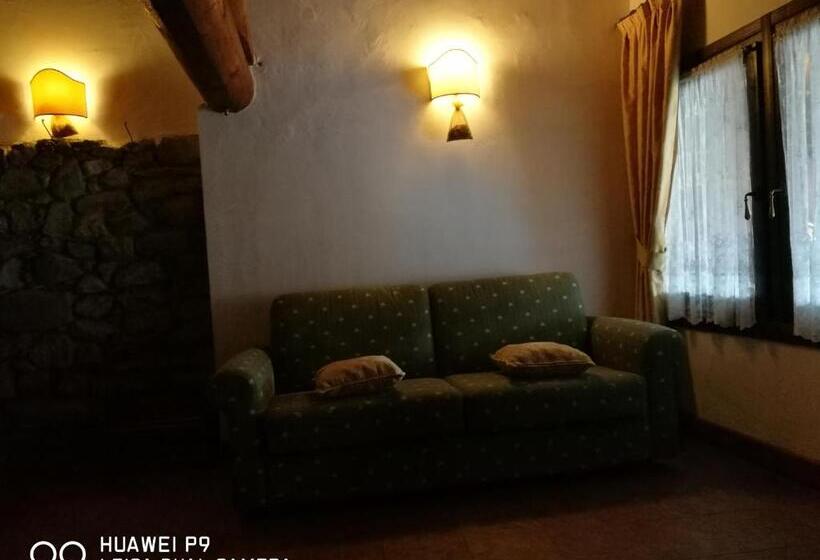 Полулюкс с Балконом, Bed And Breakfast Zanaglio