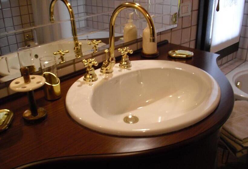 Полулюкс, Bed And Breakfast Zanaglio