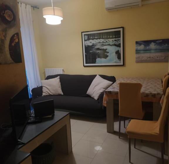 Номер Стандарт Совместная Ванная, La Casa Di Mariagrazia Rooms Con Cucina Condivisa E Terrazza