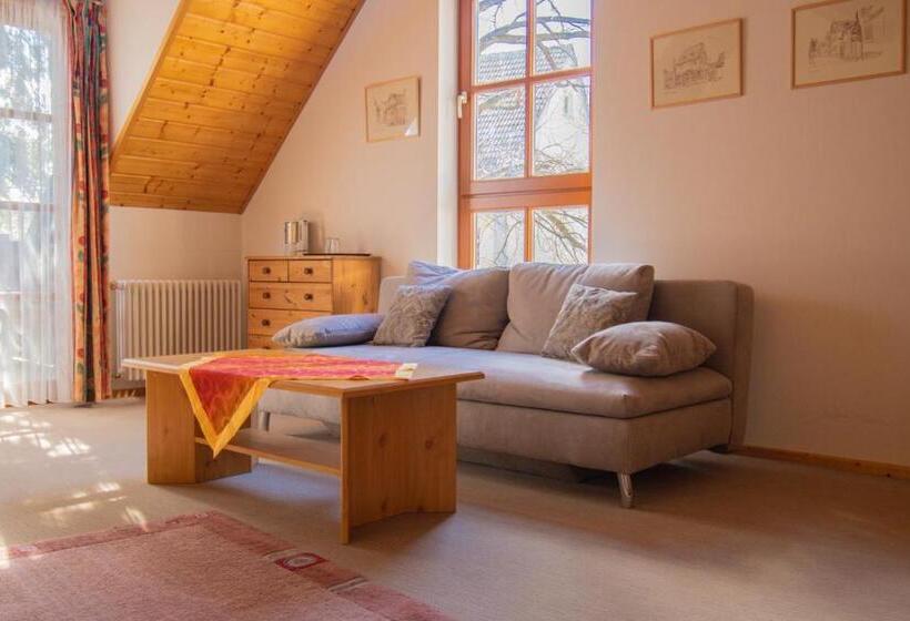 سوئیت با بالکن, Gästehaus Hellmer