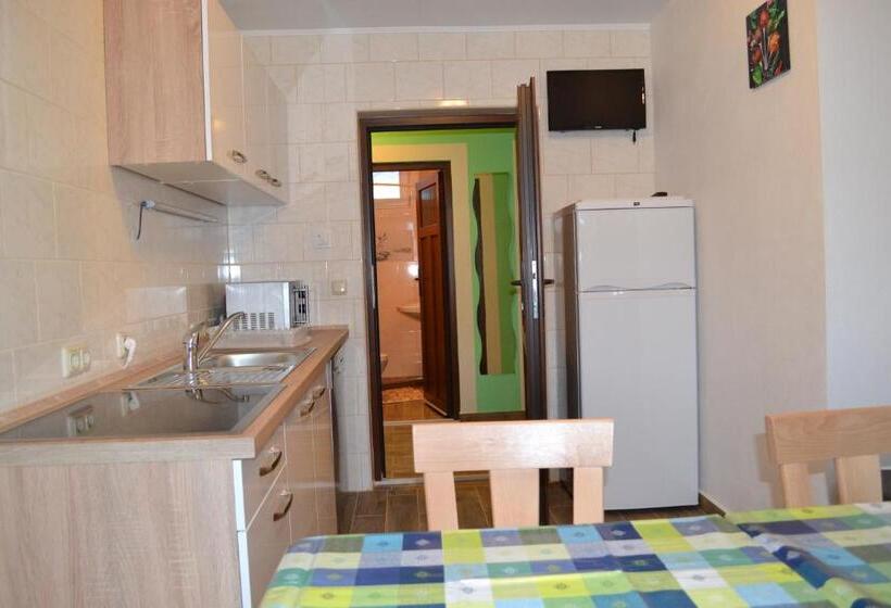Апартаменты 3 Спальни, Apartment Holiday Lungötz