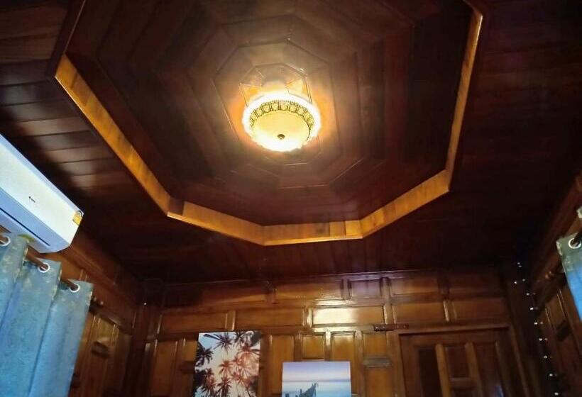 בונגלו סטנדרט עם נוף לגינה, Walk In Homestay