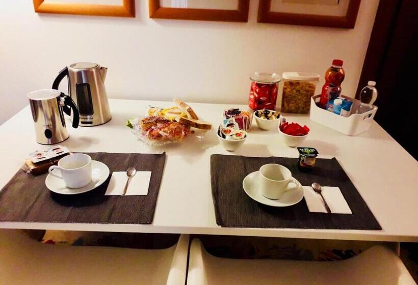 Номер Стандарт, B&b Mo Va Là
