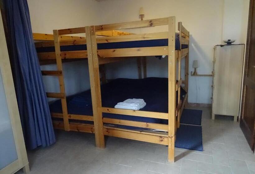 Quarto Quádruplo Estandar, Grannoce Bed And Breakfast