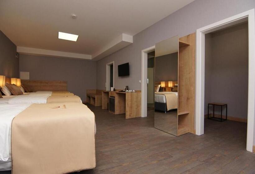 اتاق استاندارد چهار تخته, Casa Constanza Hotel Garni