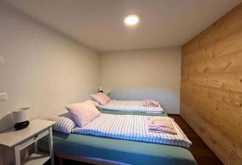 샬레, One Bedroom With Mountain And Garden View Ground Floor Of Chalet Solaria