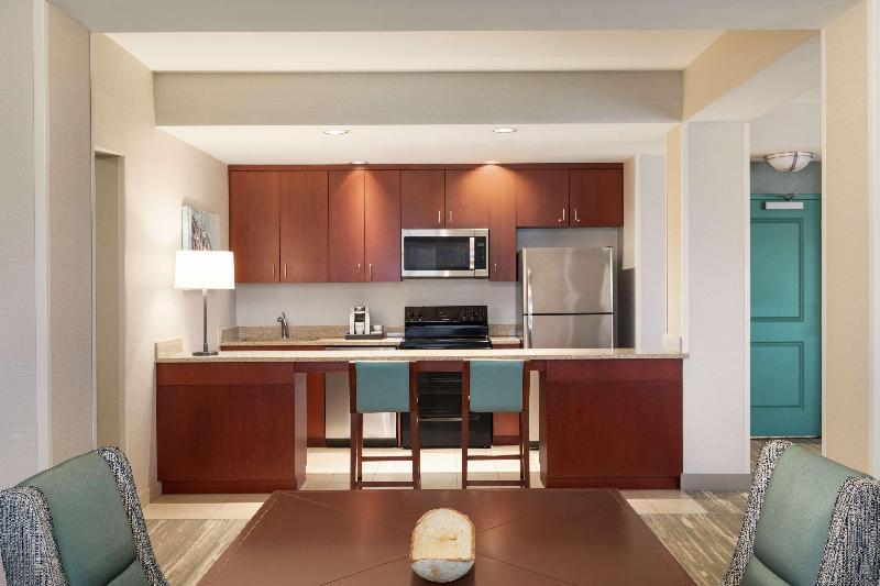 Люкс Кровать Кинг, Hilton Garden Inn Troy