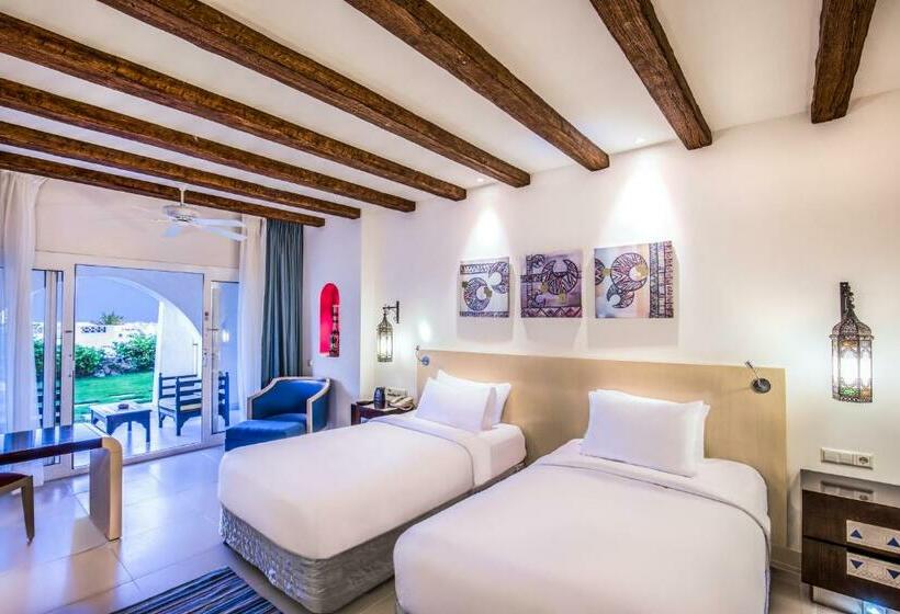 اتاق استاندارد با چشم‌انداز دریا, Hilton Marsa Alam Nubian Resort