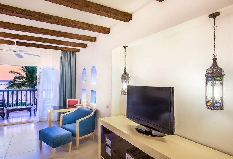اتاق لوکس با چشم‌انداز دریا, Hilton Marsa Alam Nubian Resort