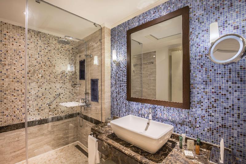 اتاق استاندارد با چشم‌انداز استخر, Hilton Marsa Alam Nubian Resort