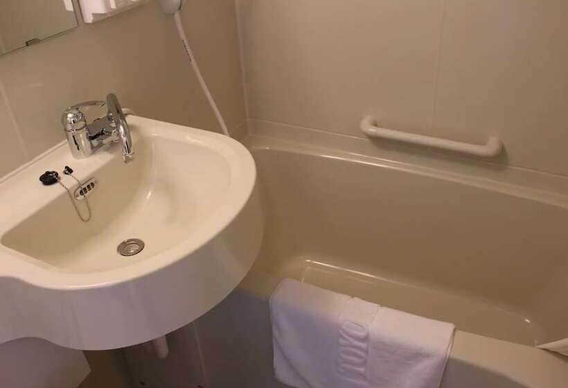 Номер Economy, Toyoko Inn Osaka Umeda Higashi