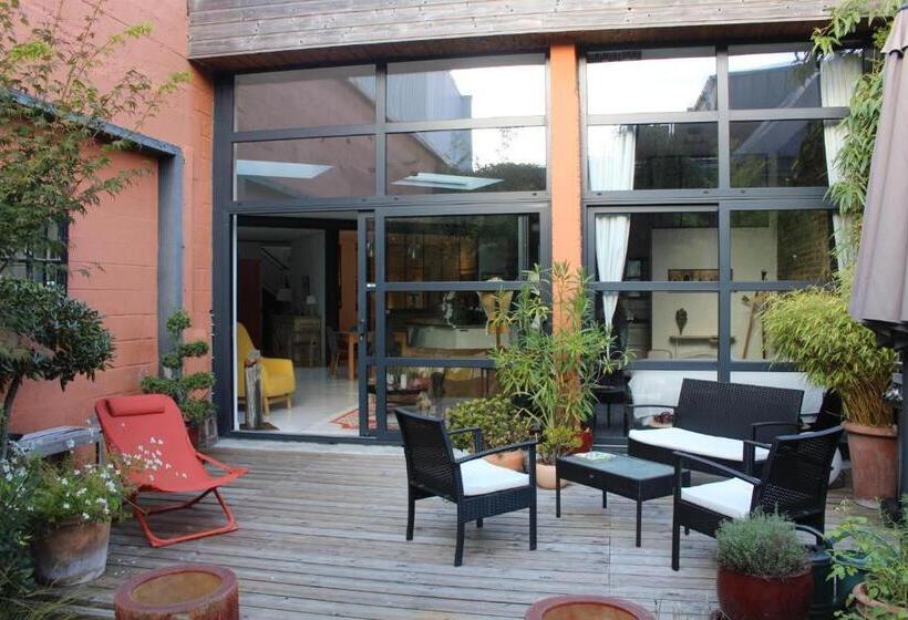 سوییت با چشم‌انداز باغ, Chambre D Hôtes La Teinturerie