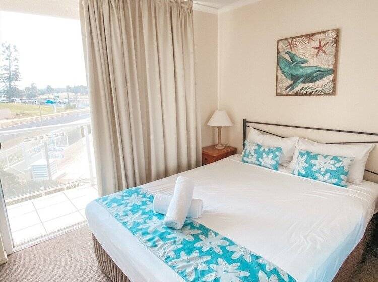Апартаменты Ejecutiva 3 Спальни, Bargara Blue Resort