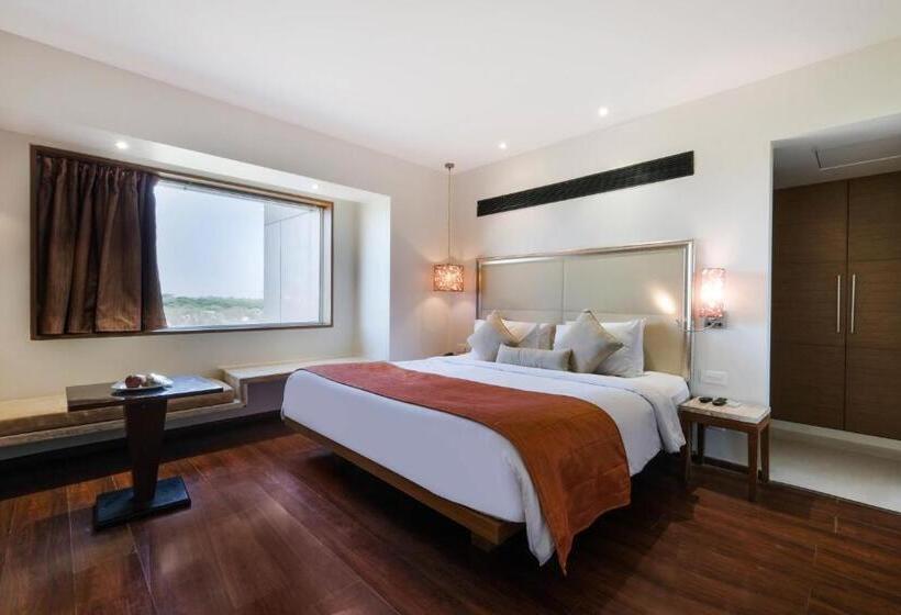 سوییت, 7 Apple Hotel Pimpri Pune