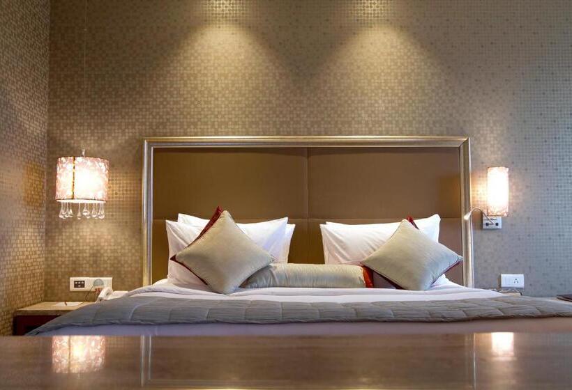 سوییت, 7 Apple Hotel Pimpri Pune