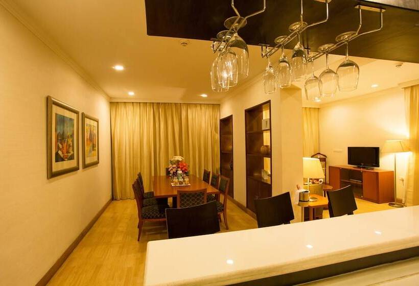 行政套房, Ellaa Hotel Gachibowli