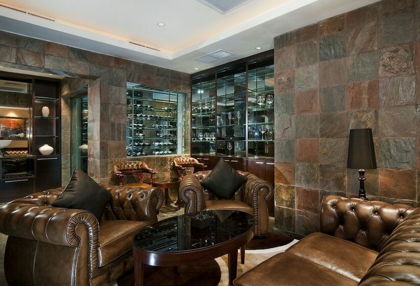 Вилла 5 Спален, The Edge Bali