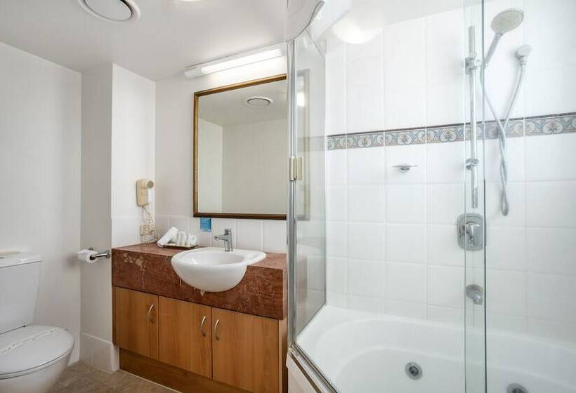Апартаменты 3 Спальни, Landmark Resort