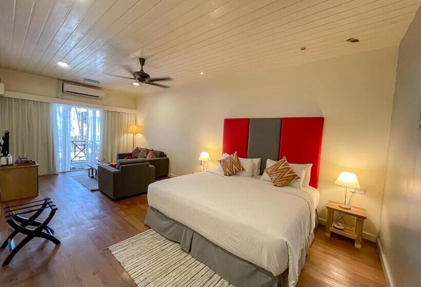Люкс Кровать Кинг, Sutera Sanctuary Lodges At Manukan Island