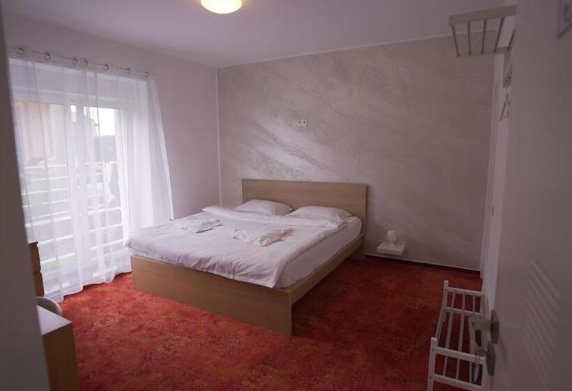 חדר דלוקס, Vivo House