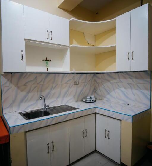 غرفة عائلية, Sleepadz   Capsule Beds Dormitel In Magsaysay Ave Naga