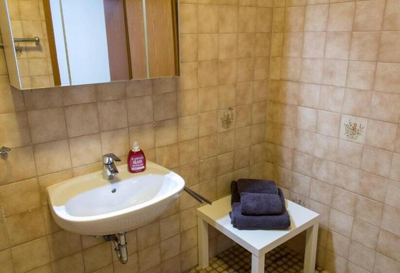 Номер Стандарт, Pension Wesertal