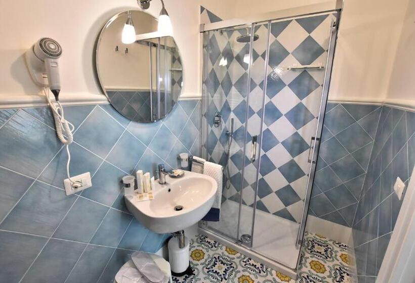 Quarto Estandar, Il Gelsomino Amalfi