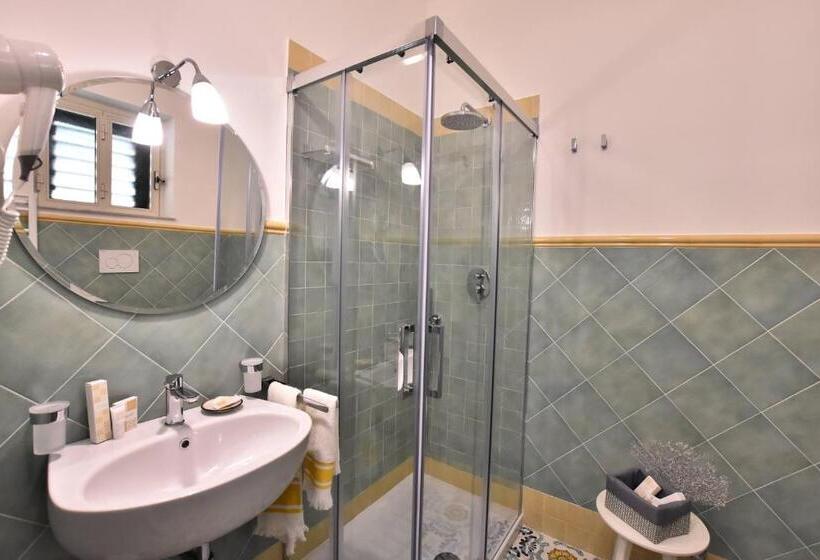 Quarto Estandar, Il Gelsomino Amalfi