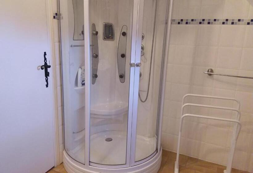 Семейный Номер, Maison Maton