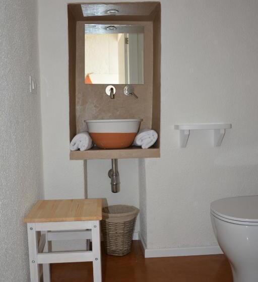 豪华三人间, Vico Degli Ebrei   Rooftop Jacuzzi   Self Check In