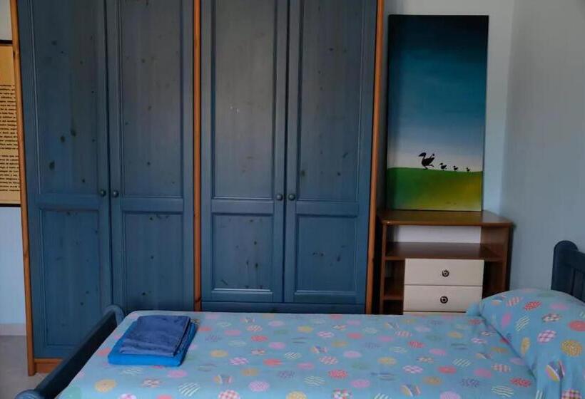 Quarto Estandar, Lemontree House Bacoli