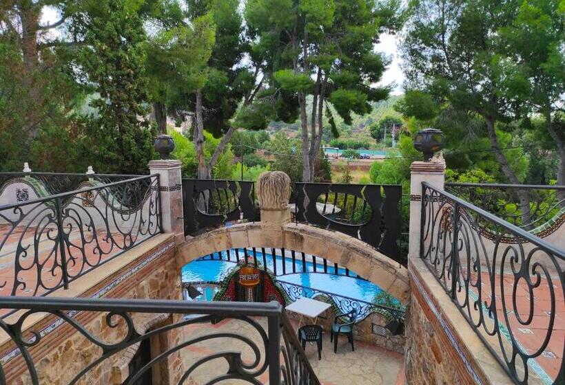 Апартаменты 1 Спальня с Террасой, Apartamentos Gaudi Style