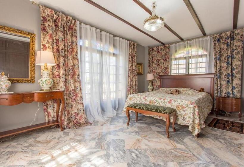 Семейный Номер, Apartamentos Gaudi Style