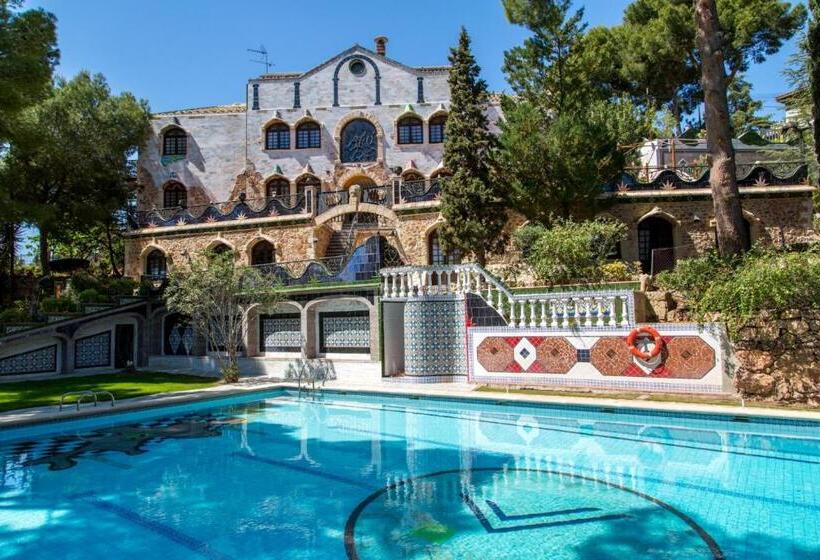 Апартаменты 1 Спальня Вид на Сад, Apartamentos Gaudi Style